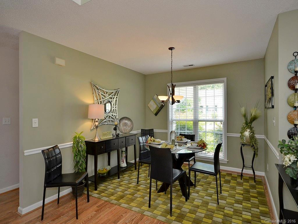 255 Stonehollow Road - Photo 2