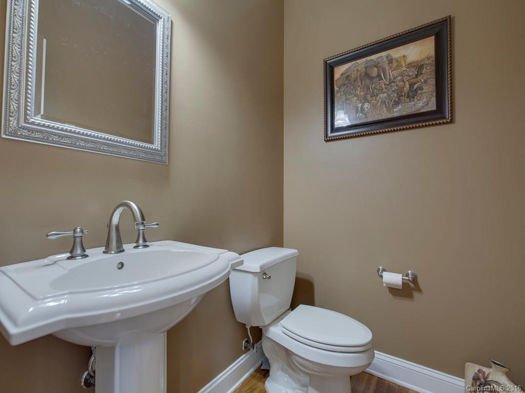 206 Christina Court - Photo 8