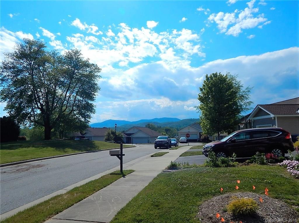 33 Tutor Lane - Photo 2