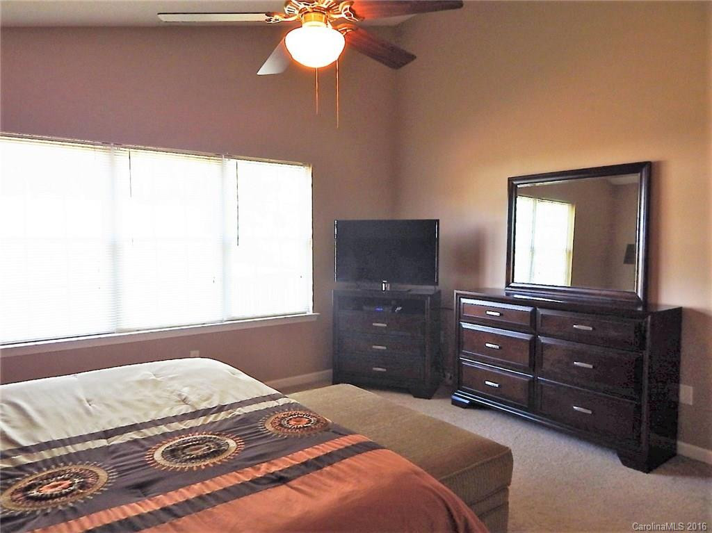 33 Tutor Lane - Photo 15