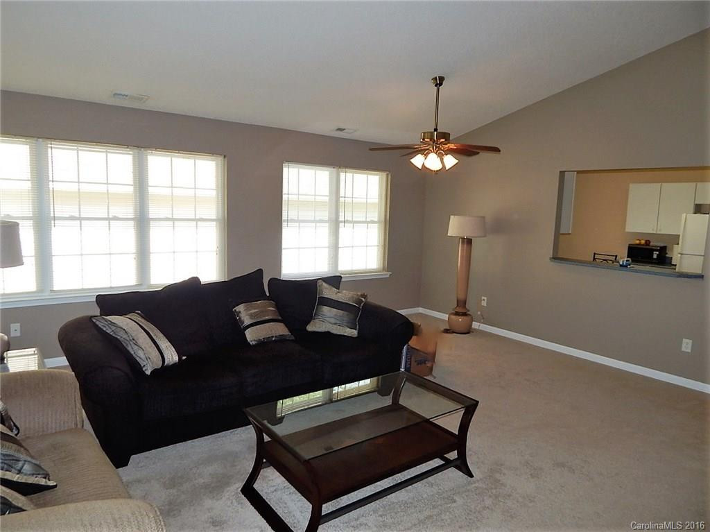 33 Tutor Lane - Photo 10