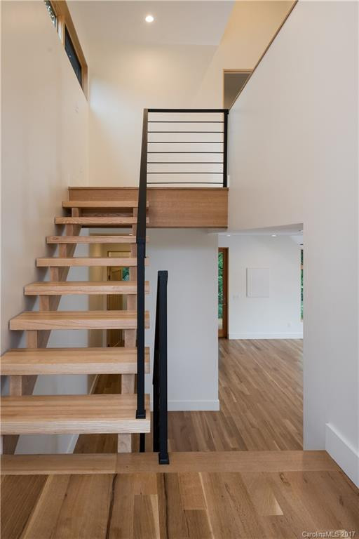 51 Shelburne Woods Drive - Photo 5