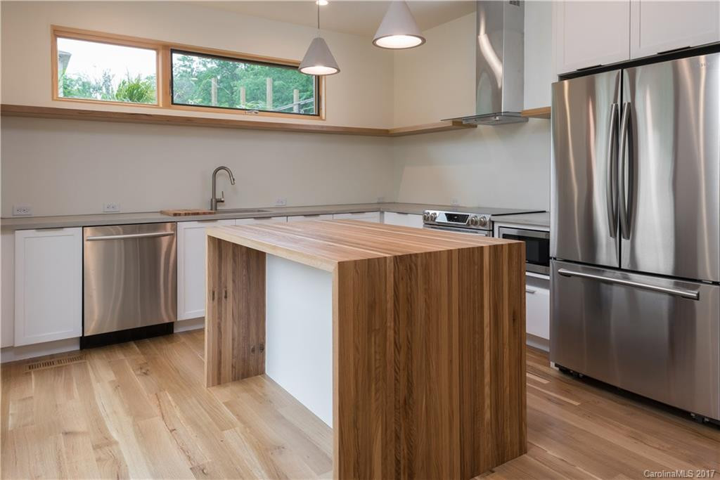 51 Shelburne Woods Drive - Photo 7