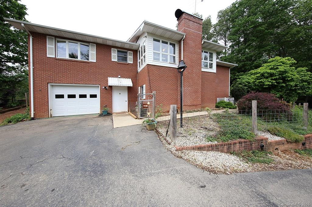 128 Spruce Drive - Photo 2
