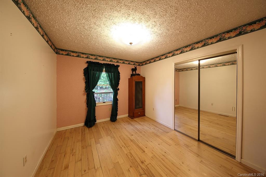 128 Spruce Drive - Photo 12