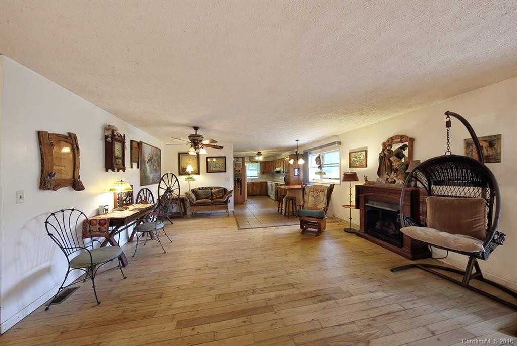 128 Spruce Drive - Photo 7