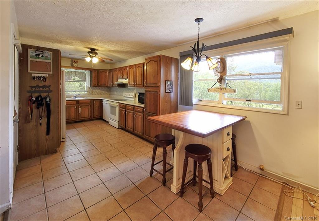 128 Spruce Drive - Photo 8