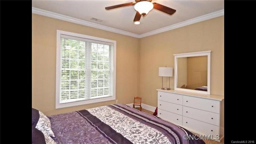 81 Pioneer Way - Photo 10