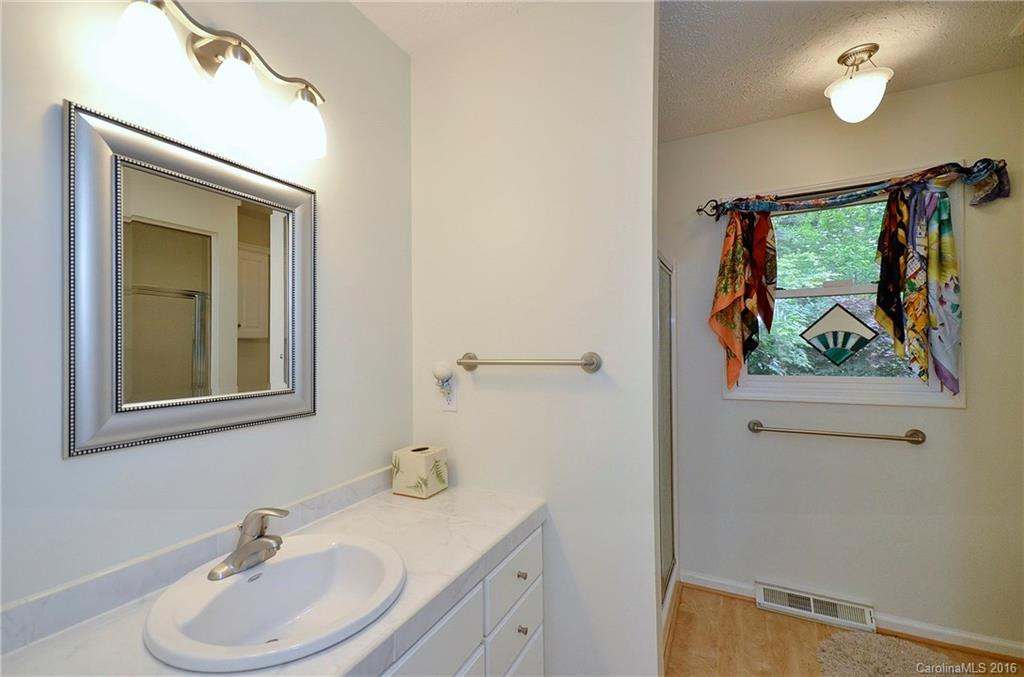129 Sherman Way - Photo 15