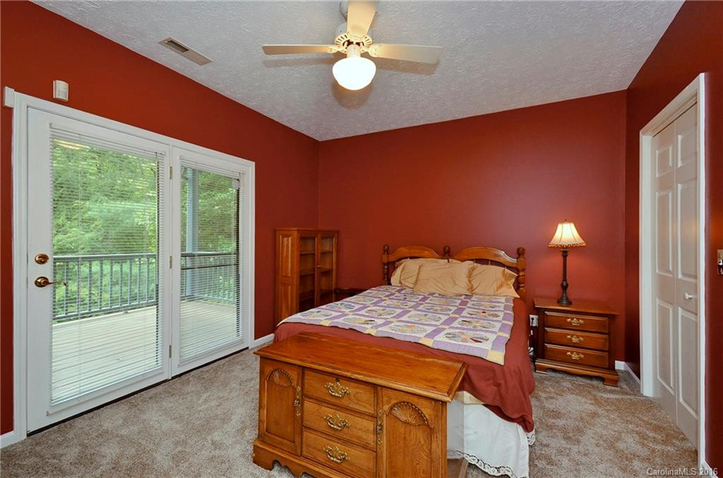 129 Sherman Way - Photo 16