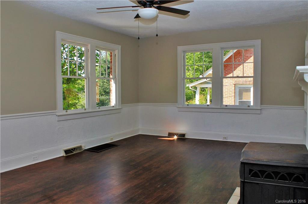 481 Sand Hill Road - Photo 4