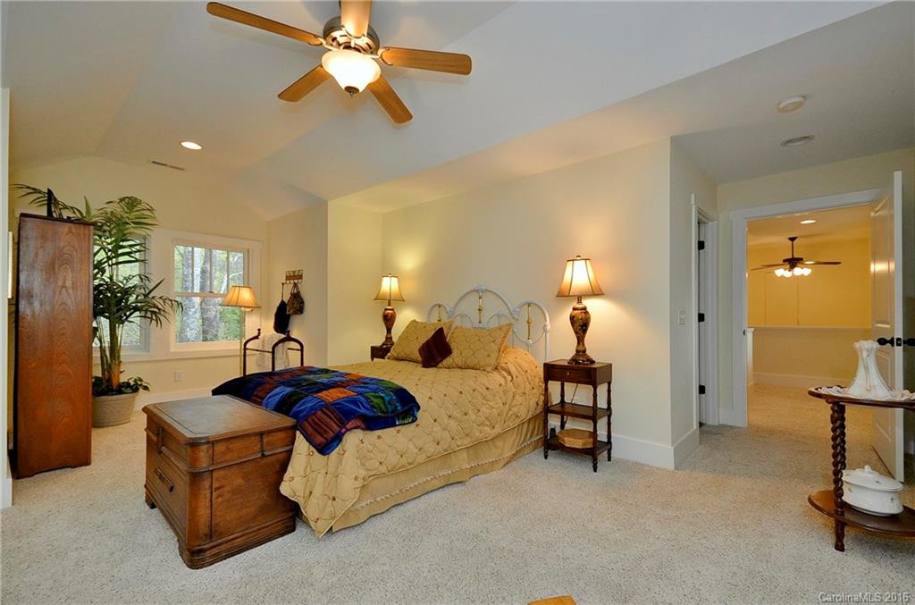110 Soaring Mountain Drive - Photo 16