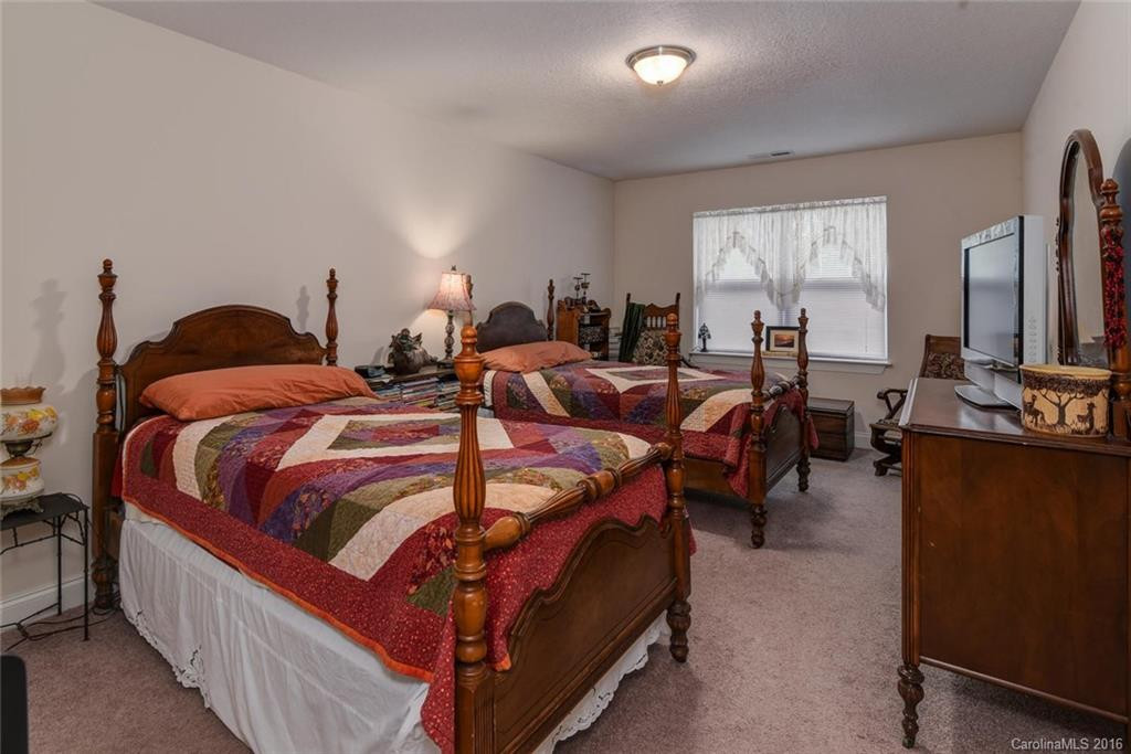 94 Fox Den Drive #102 - Photo 13