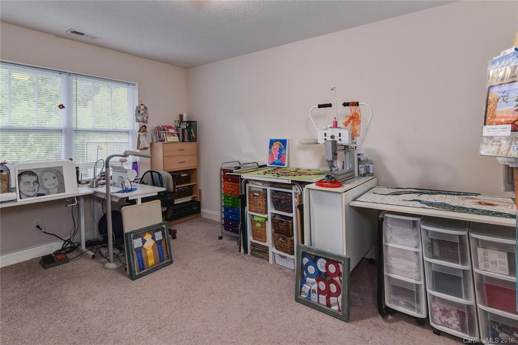 94 Fox Den Drive #102 - Photo 15