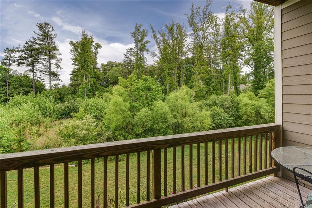 94 Fox Den Drive #102 - Photo 18