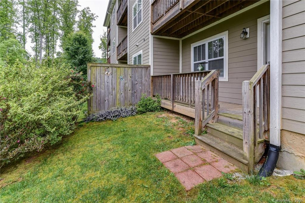 94 Fox Den Drive #102 - Photo 19