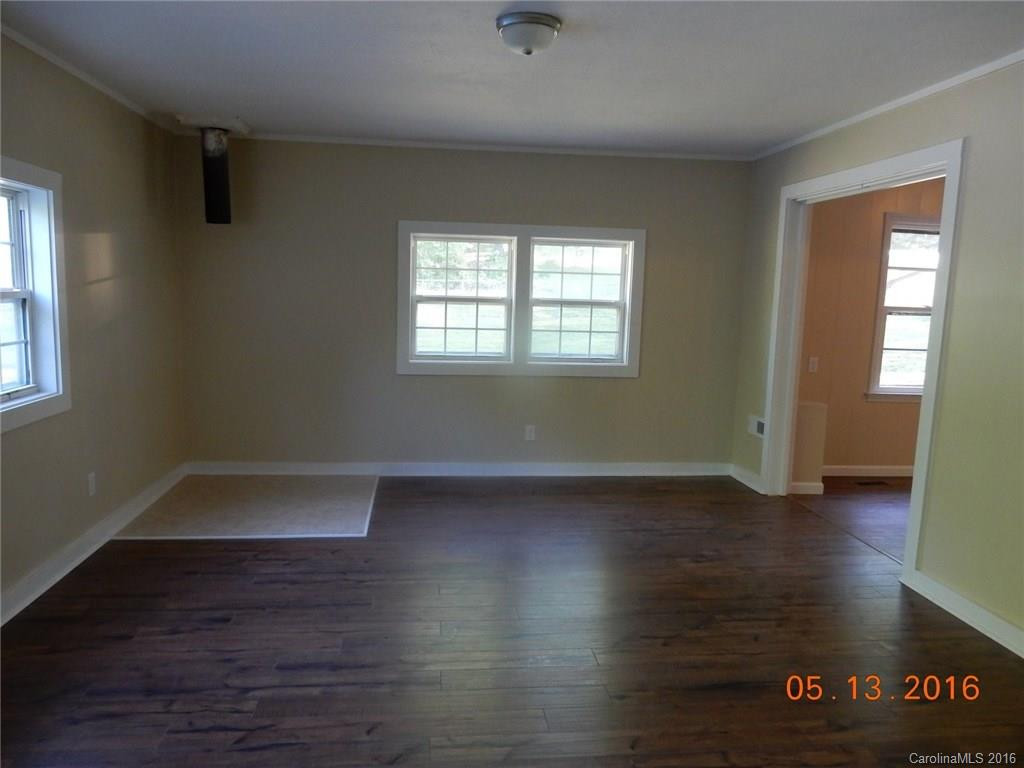 410 Evans Road - Photo 7