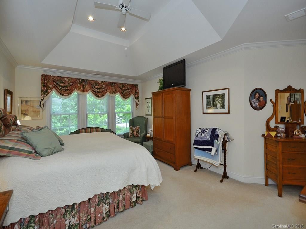 311 Red Fox Circle - Photo 13