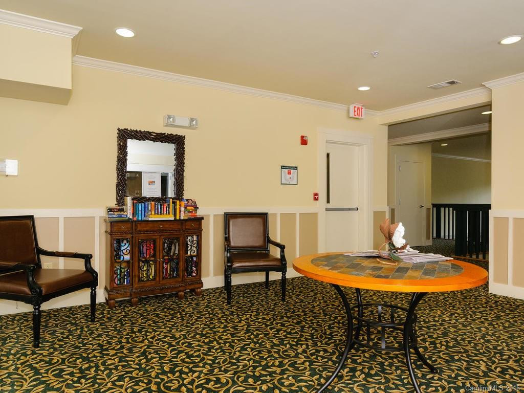 9 Kenilworth Knoll #406 - Photo 16