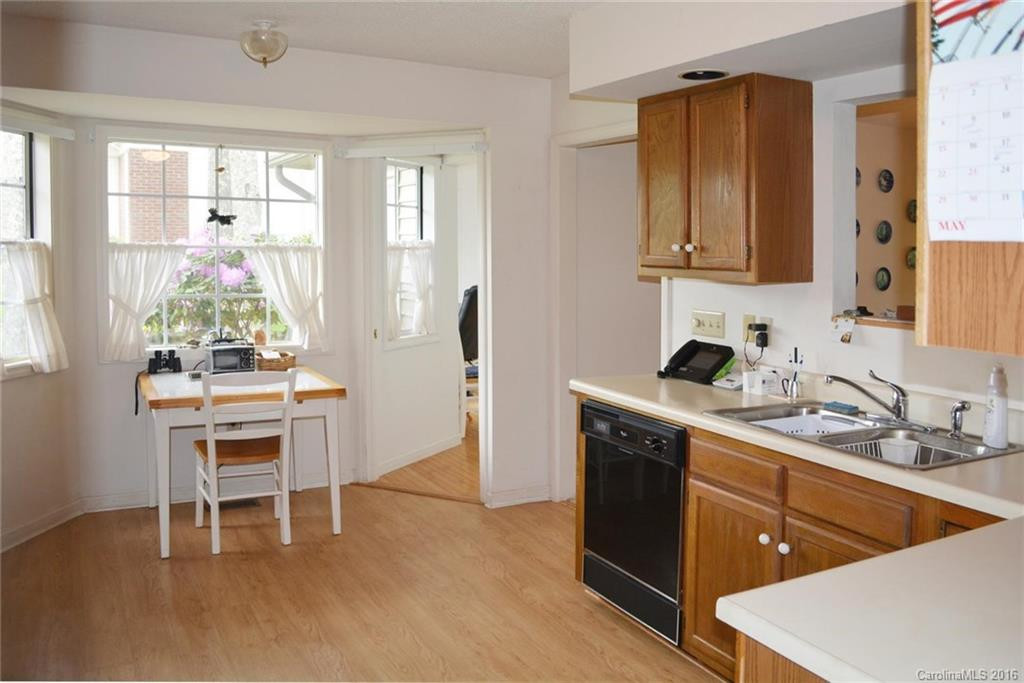 25 St Andrews Drive - Photo 7