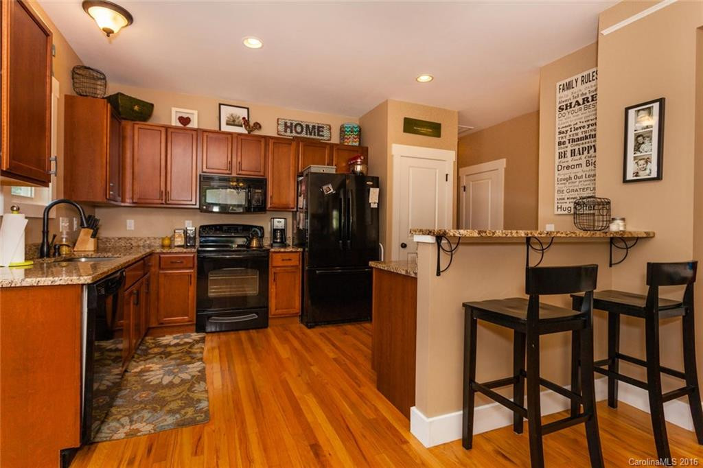 123 Estelle Park Drive - Photo 8