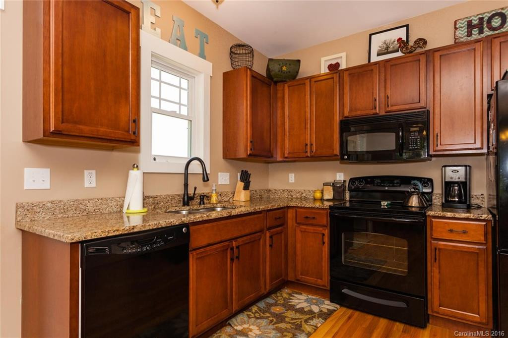 123 Estelle Park Drive - Photo 9