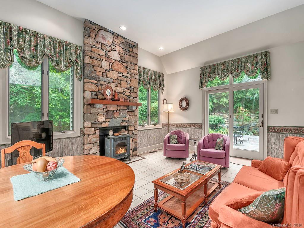 8 Beaver Lake Heights - Photo 5