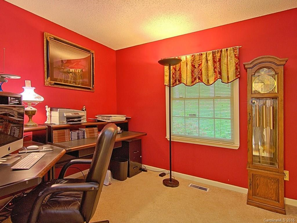 27 Sunny Ridge Drive - Photo 13