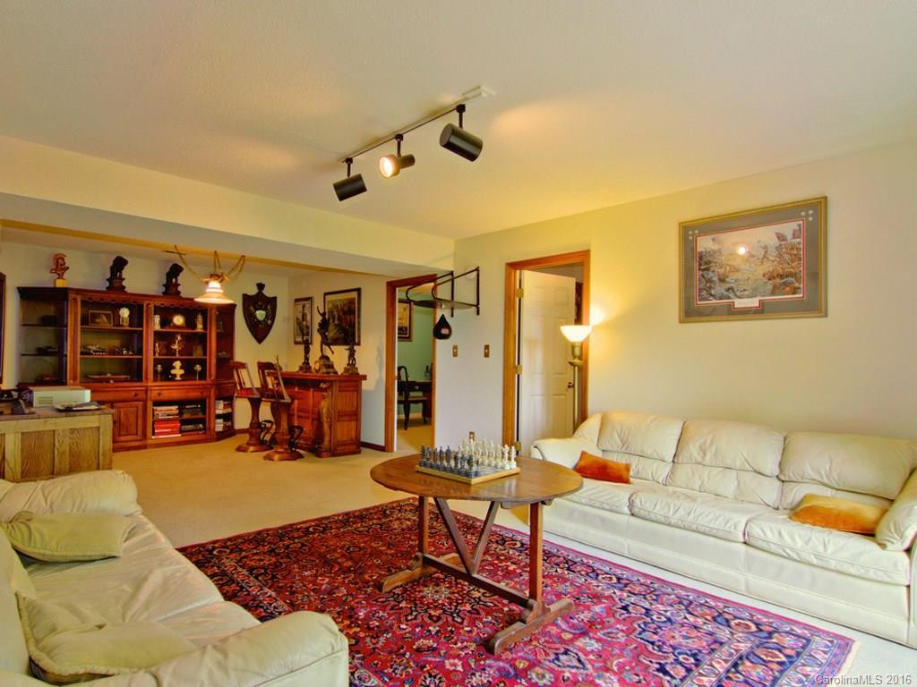 27 Sunny Ridge Drive - Photo 16