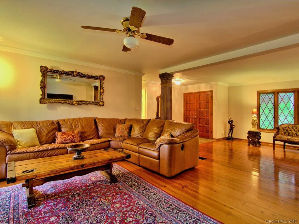 27 Sunny Ridge Drive - Photo 3