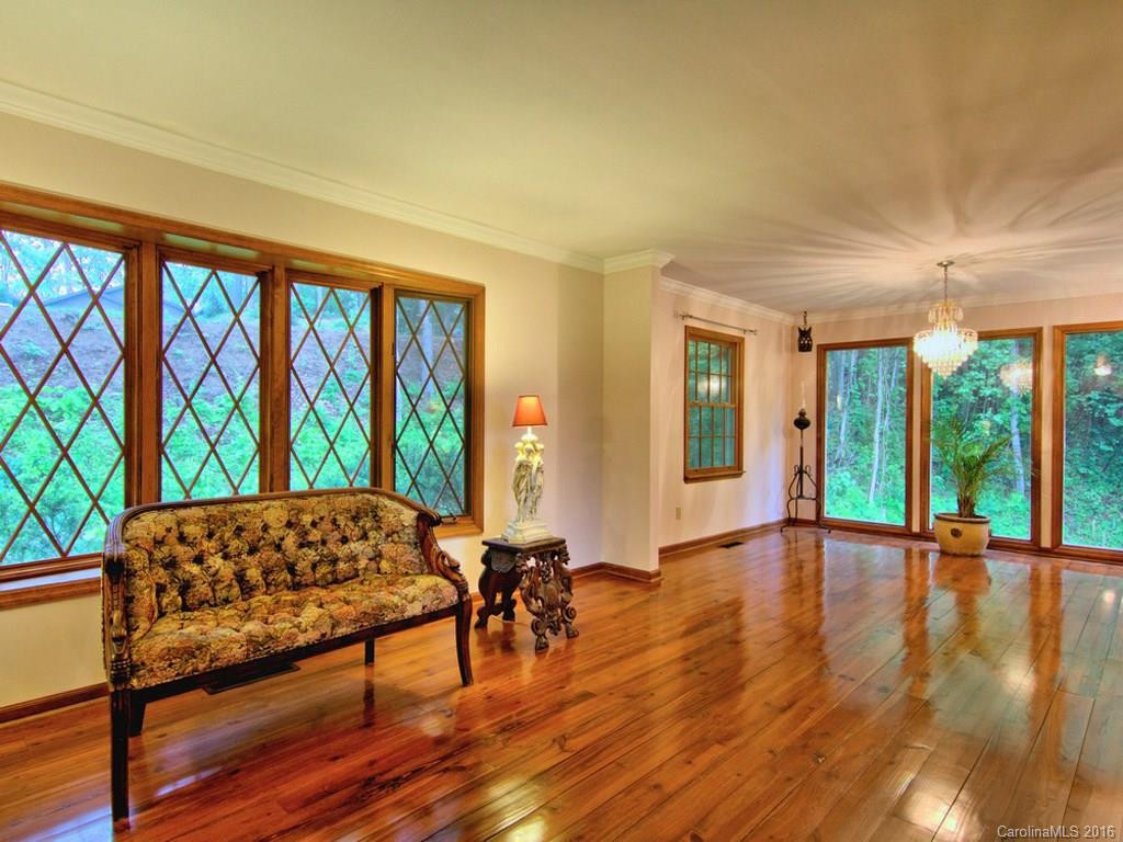 27 Sunny Ridge Drive - Photo 4