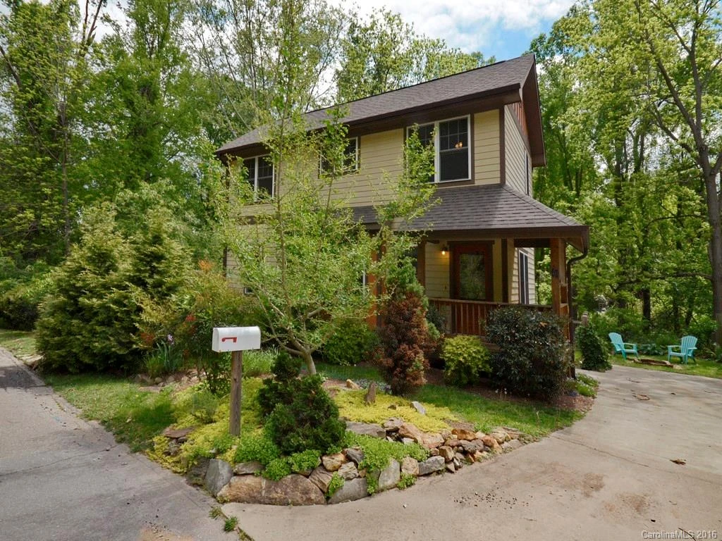 46 Waynesville Avenue
