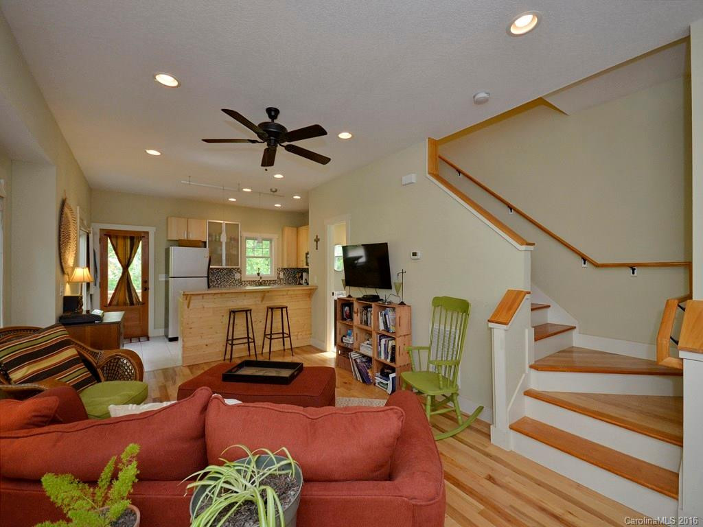 46 Waynesville Avenue - Photo 6