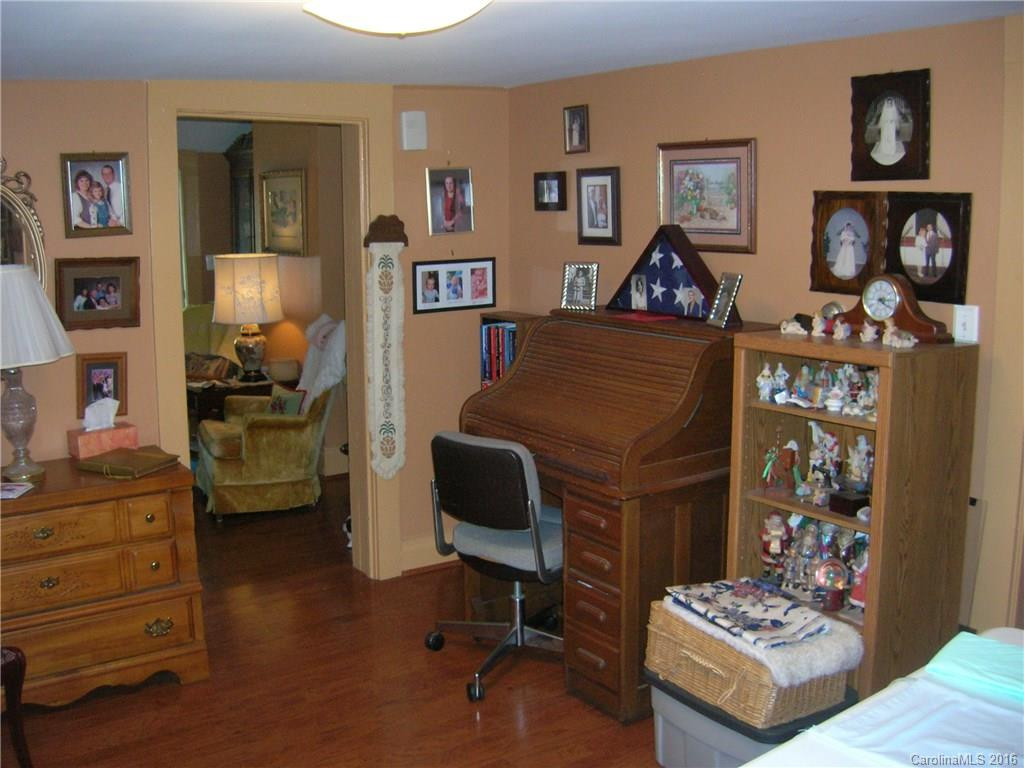 35 Galax Avenue - Photo 4