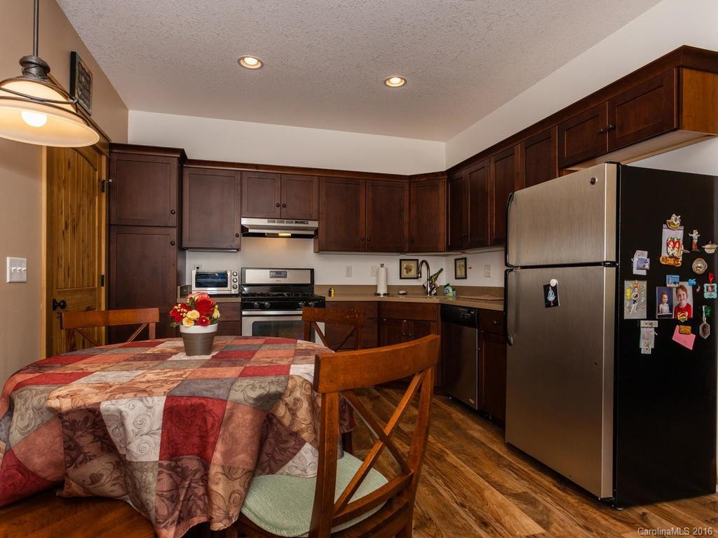 1460 Park Drive - Photo 13