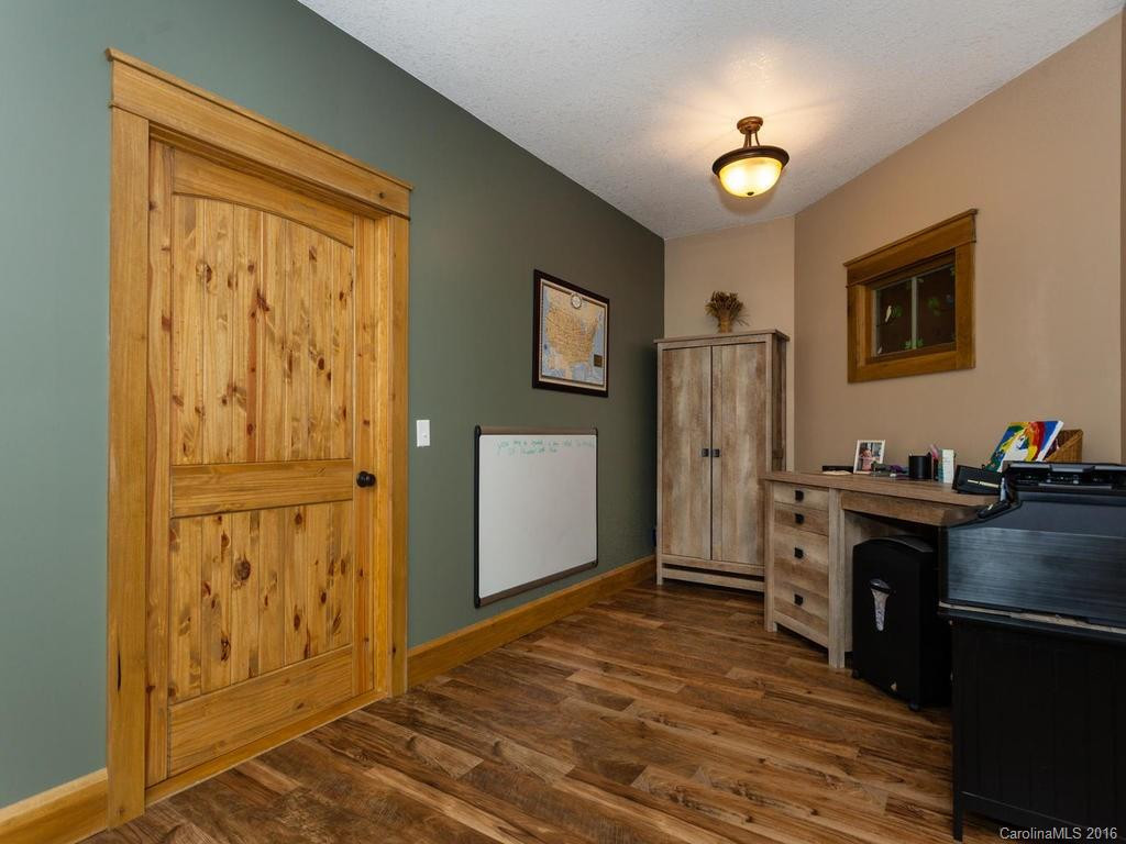 1460 Park Drive - Photo 6
