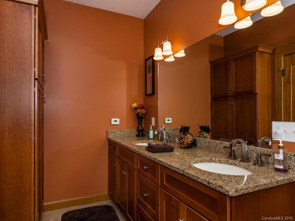 1460 Park Drive - Photo 9