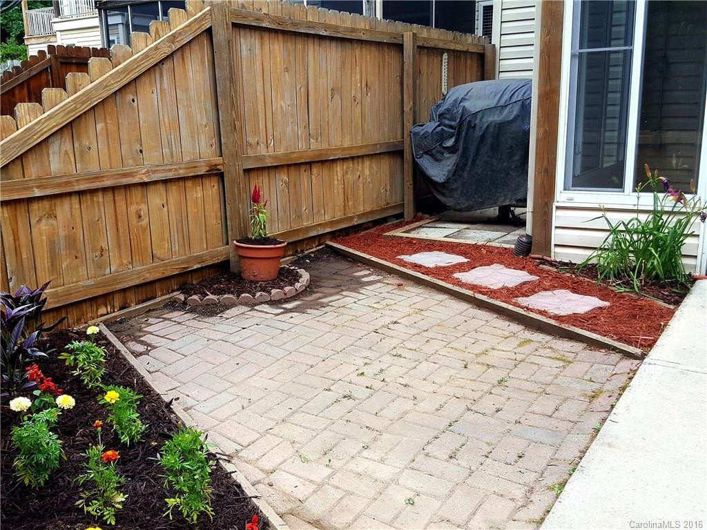 108 Park Lane #108 - Photo 18