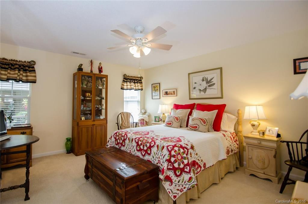 202 Fox Den Court #202 - Photo 14
