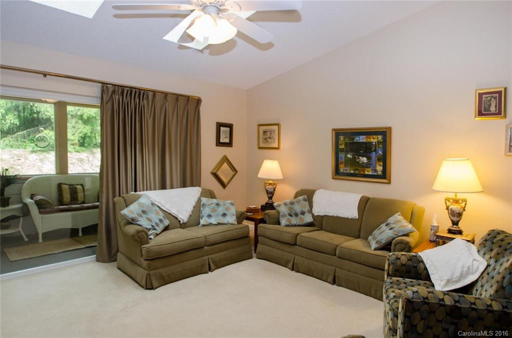 202 Fox Den Court #202 - Photo 7