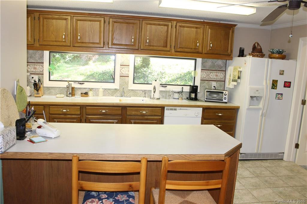 5 Broadview Drive - Photo 4
