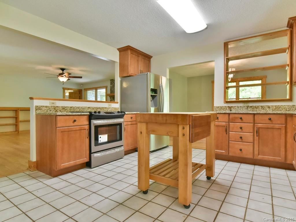 204 Hobson Branch Road - Photo 4