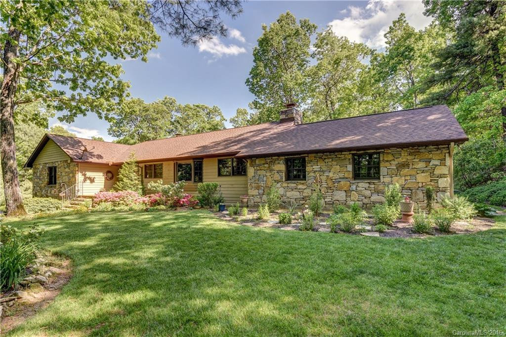 223 Greenleaf Drive