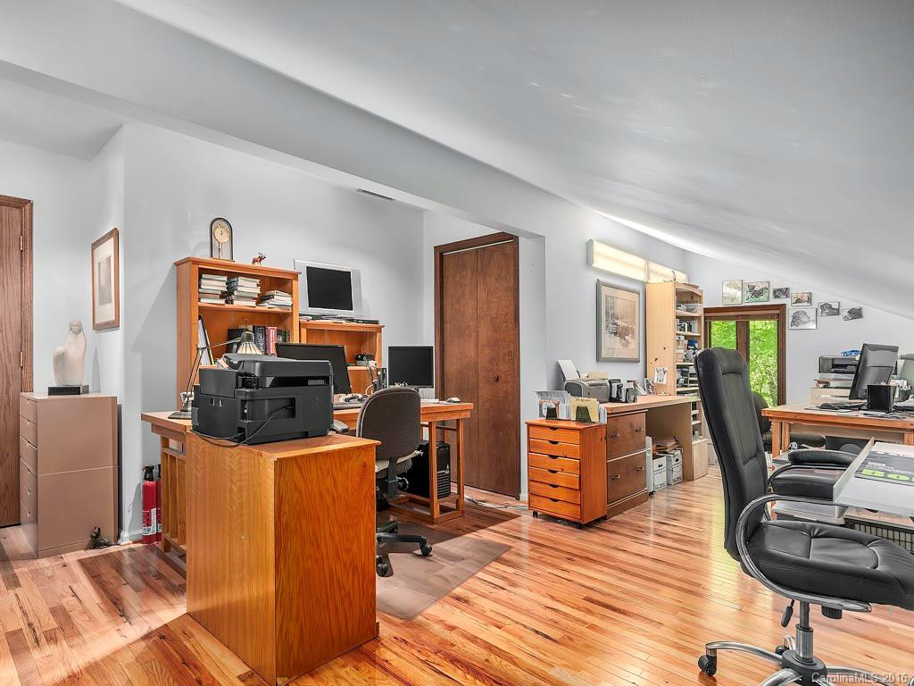 105 Big Spring Drive #6 - Photo 17