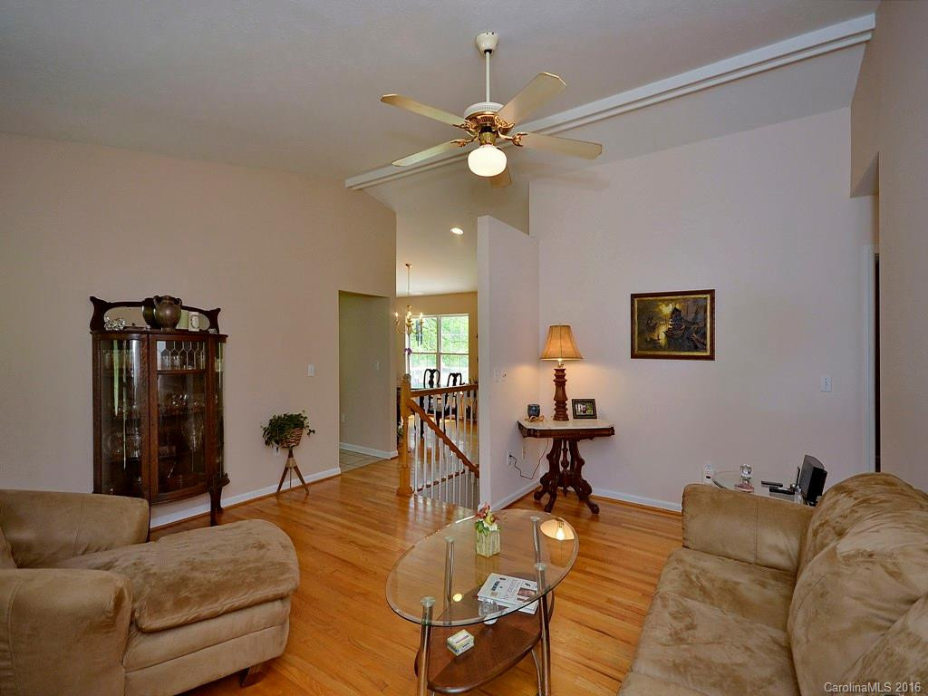 15 Meadow Brook Drive - Photo 9