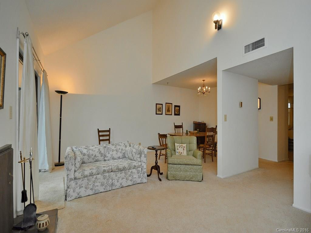 27 Maple Ridge Lane #27 - Photo 3