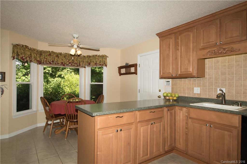 229 Windsor Forest Circle - Photo 11