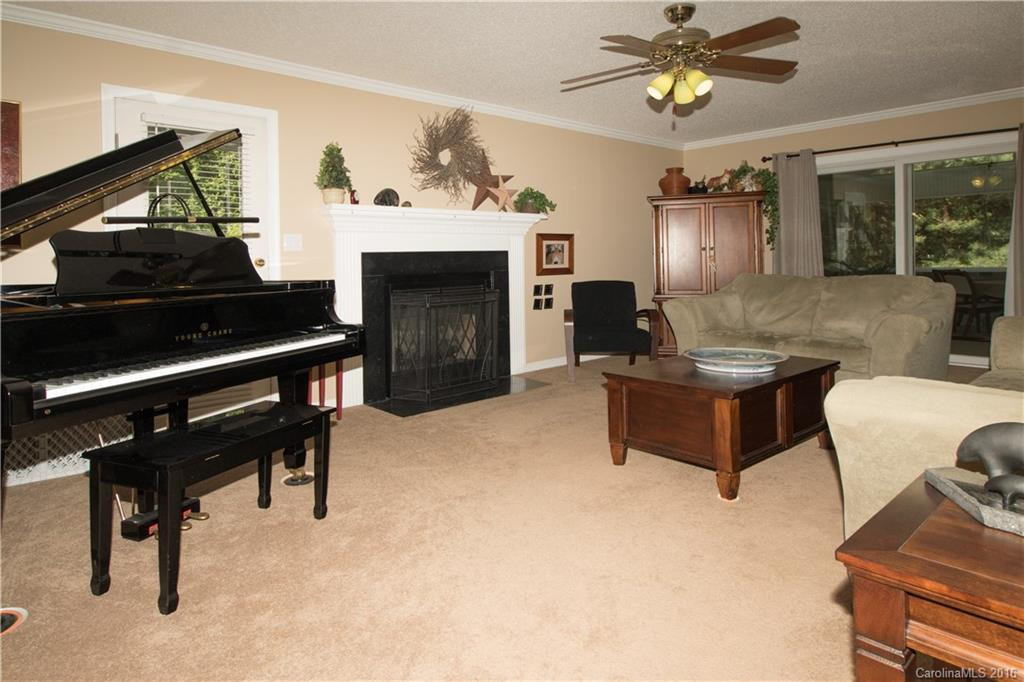 229 Windsor Forest Circle - Photo 3