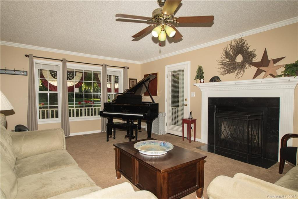 229 Windsor Forest Circle - Photo 4