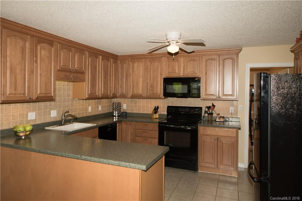 229 Windsor Forest Circle - Photo 7